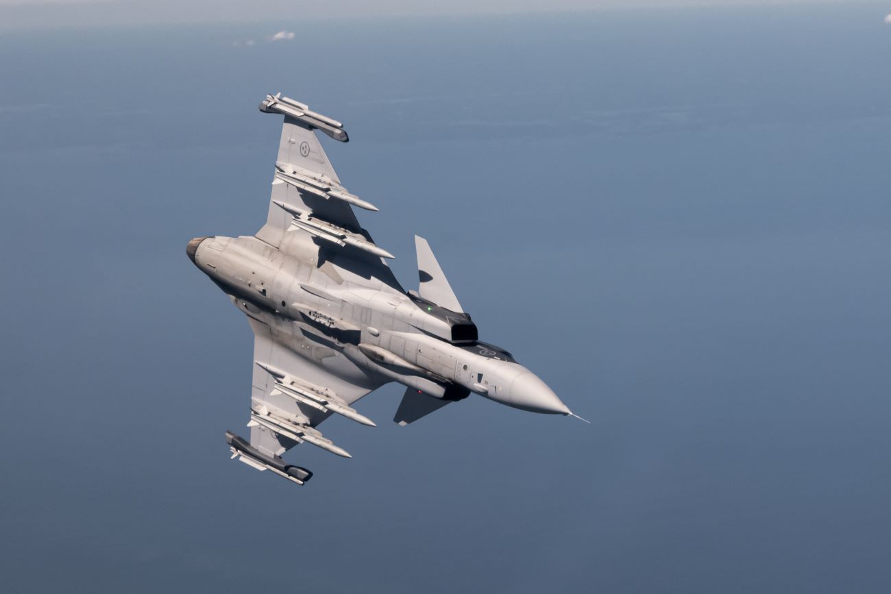 Шведський грифон. Що відомо про літаки Gripen та топ-5 відмінностей від F-16